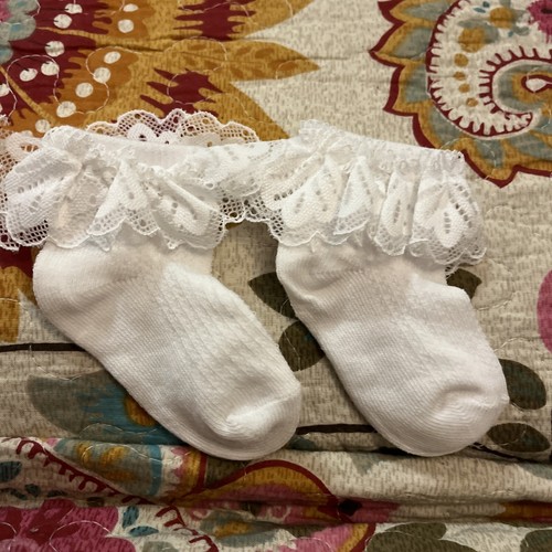 Frilly long lace socks cabbage - lace,